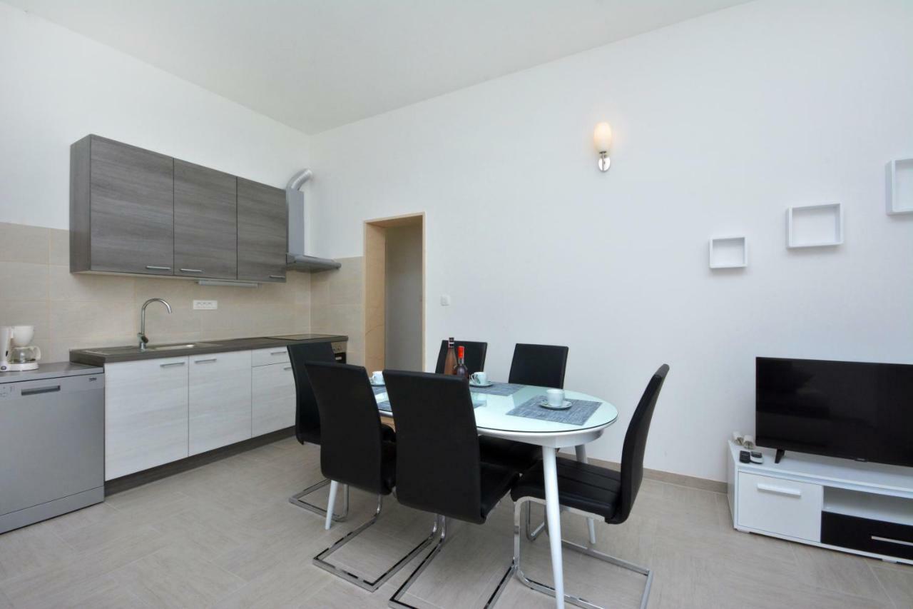 Apartamento Apartman Lucic Split Exterior foto